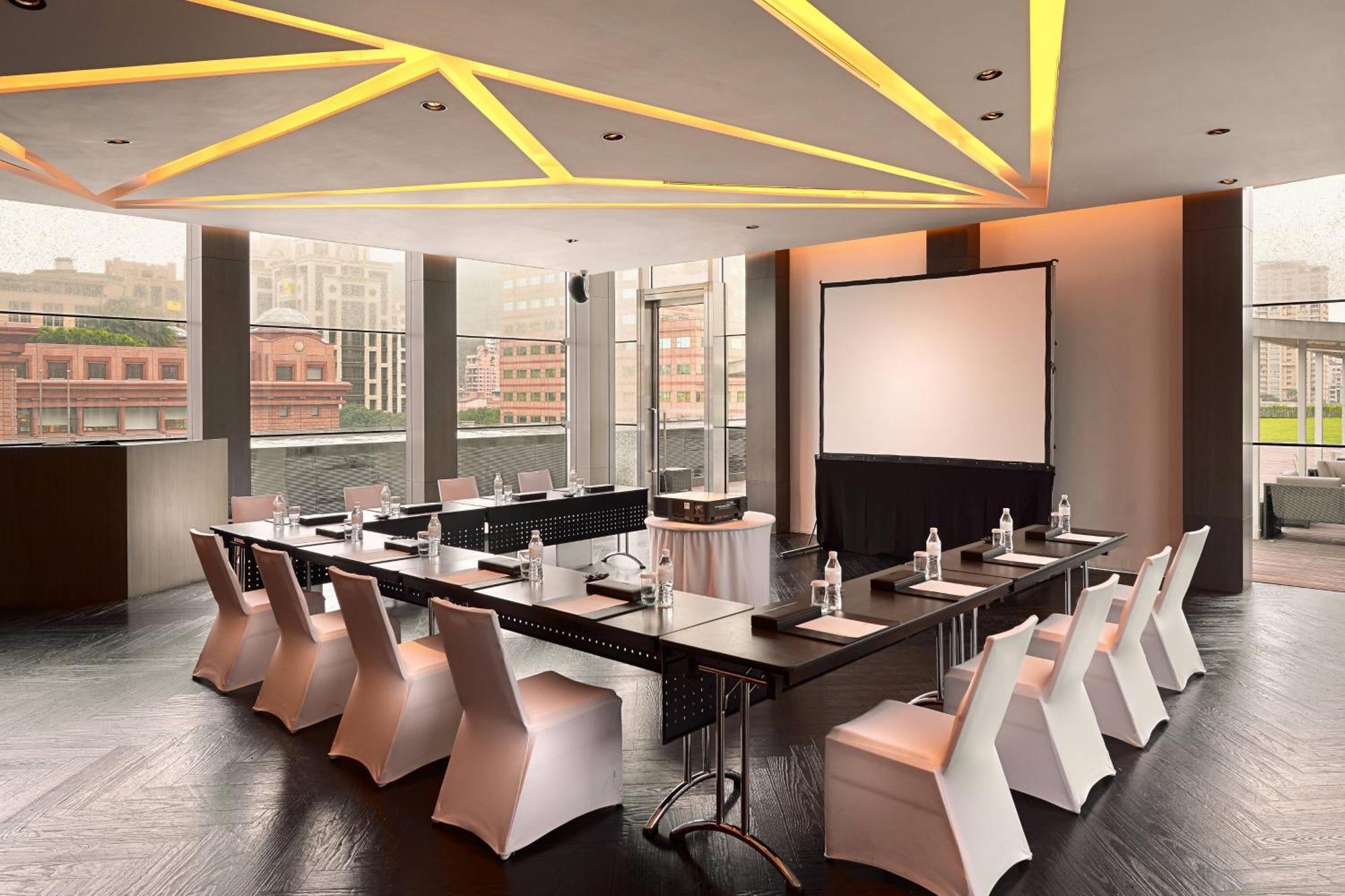 Le Meridien Тайпей Екстериор снимка